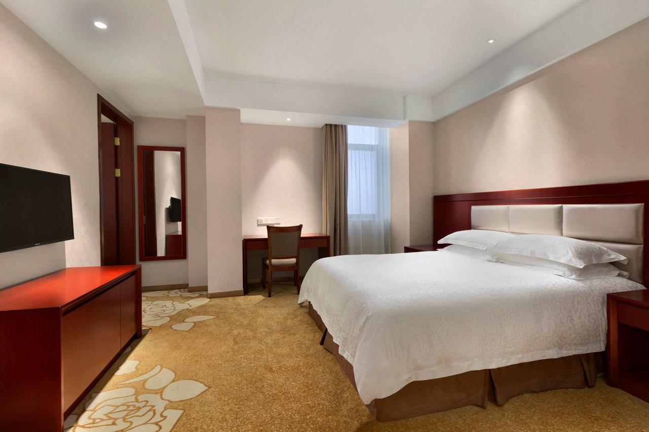 Ramada Shanghai Minhang Eksteriør bilde